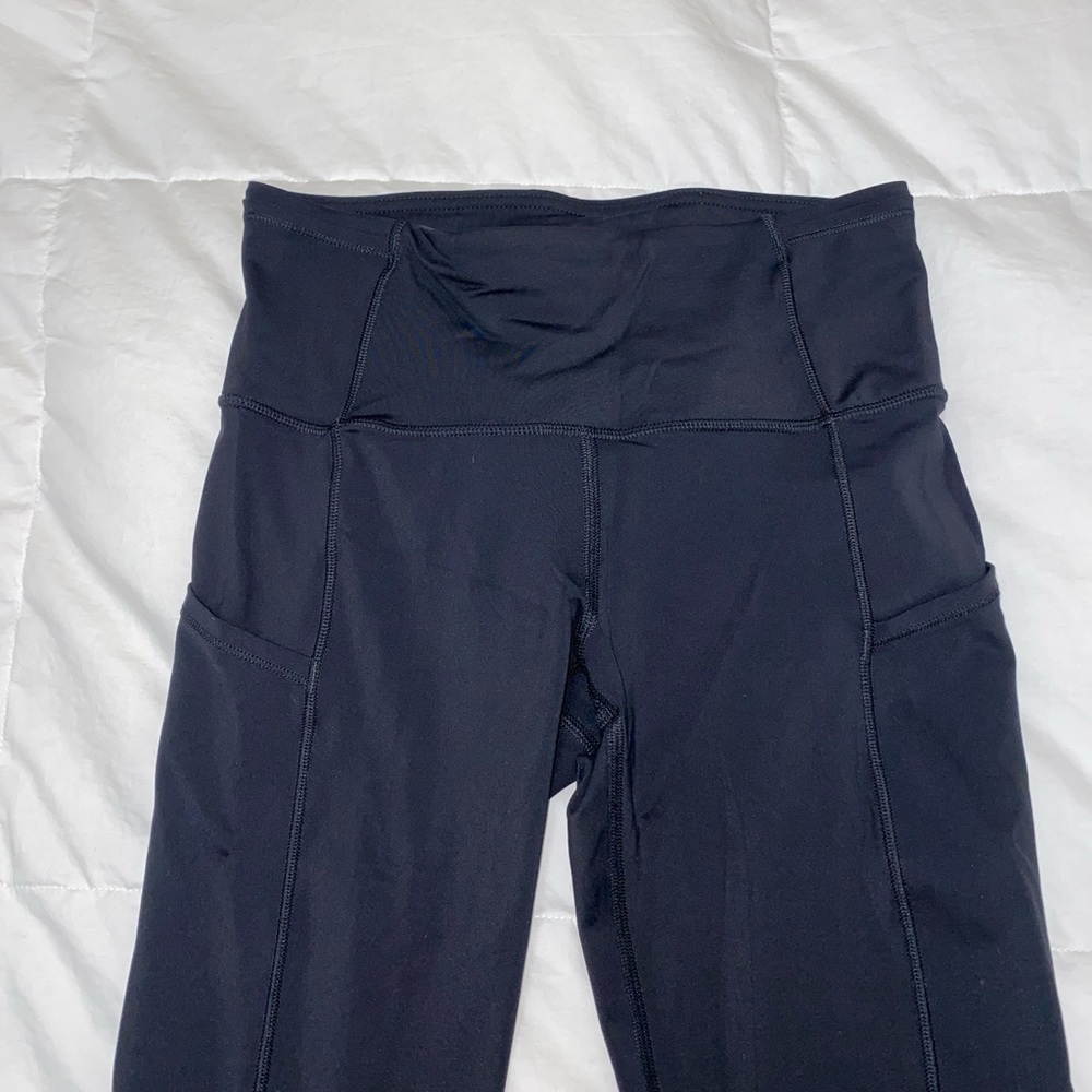 Lululemon cropped leggings Sz. 4